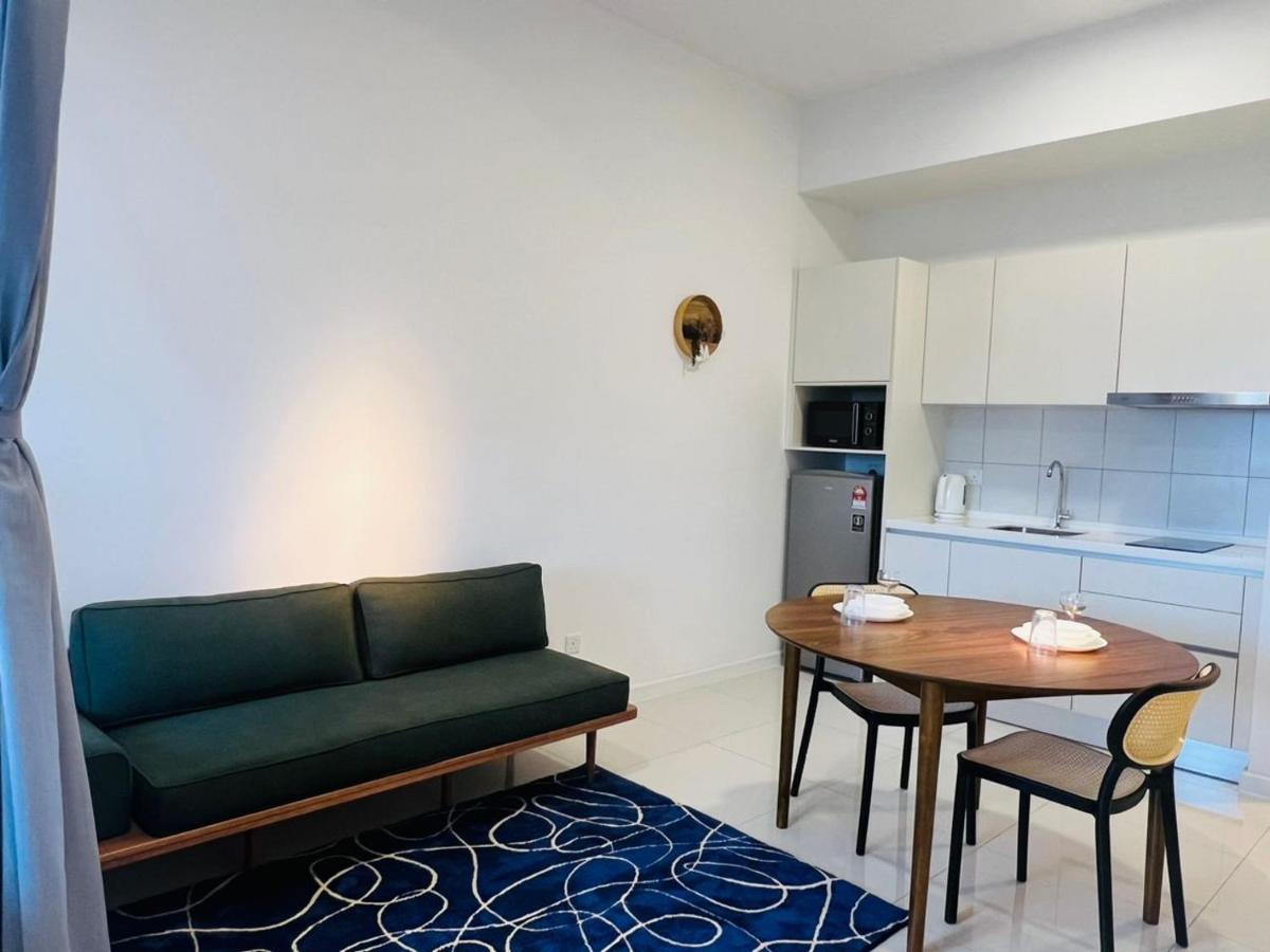 Chambers Serviced Suites Klcc By Cozy Stay Kuala Lumpur Exterior photo